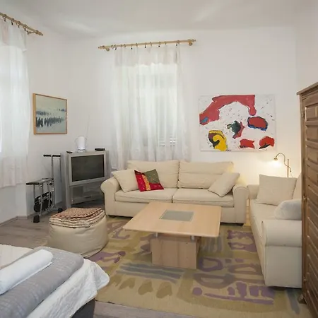 Appartement Kavado *