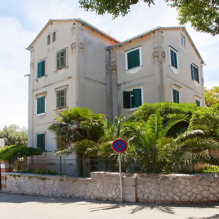 Апартаменты Kavado *